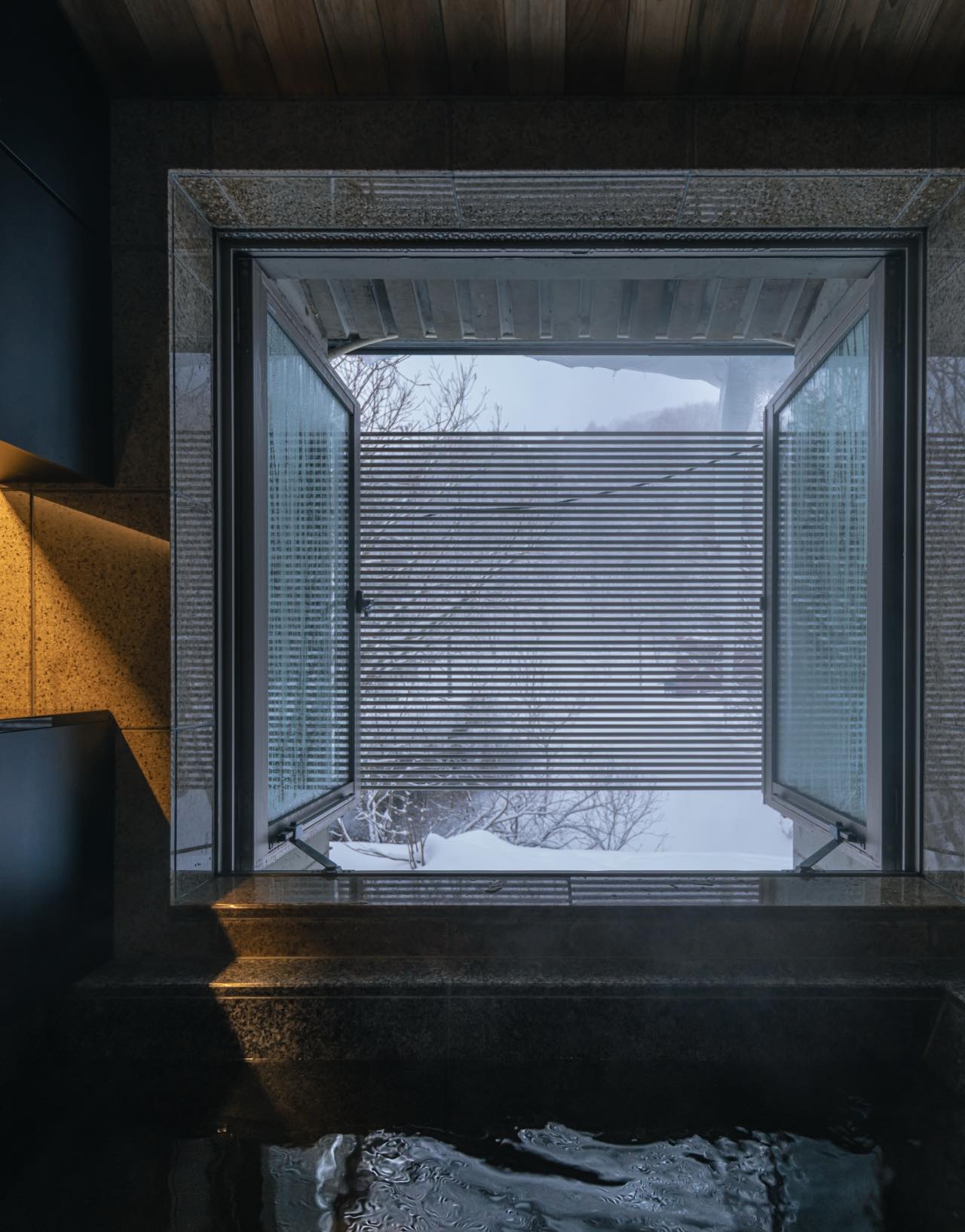 Room 06 2